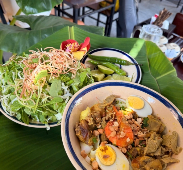 Top Những Món Mỳ Quảng "Phải Thử" Khi Ghé Khu Bình Khánh