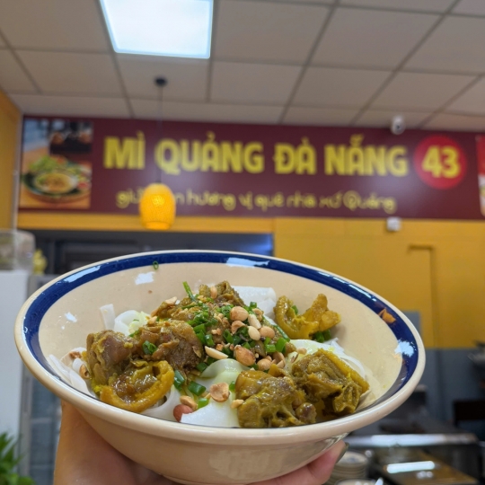 Mỳ Quảng gà